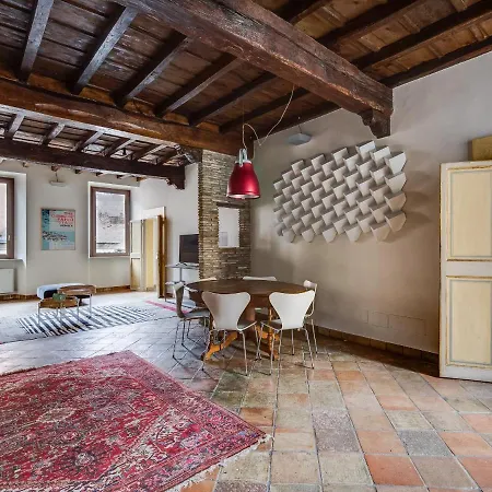 Pantheon Enchanting Luxury Apartment Rome